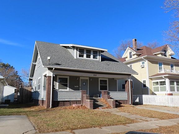2nd image of 213 N 10th St