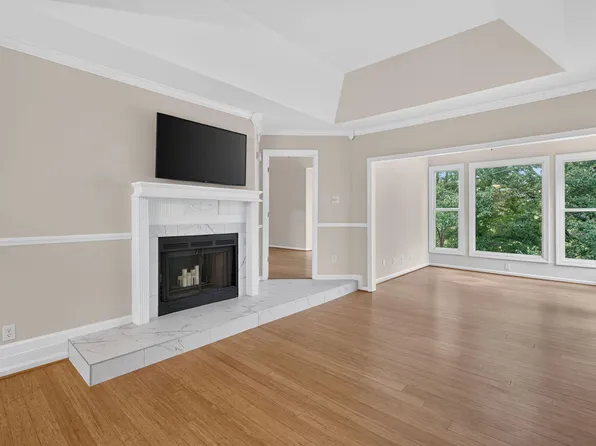 1000 Brighthurst Dr Unit 304, Raleigh, NC 27605