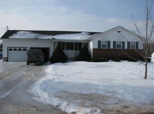 7 Paine St, Peru, NY 12972