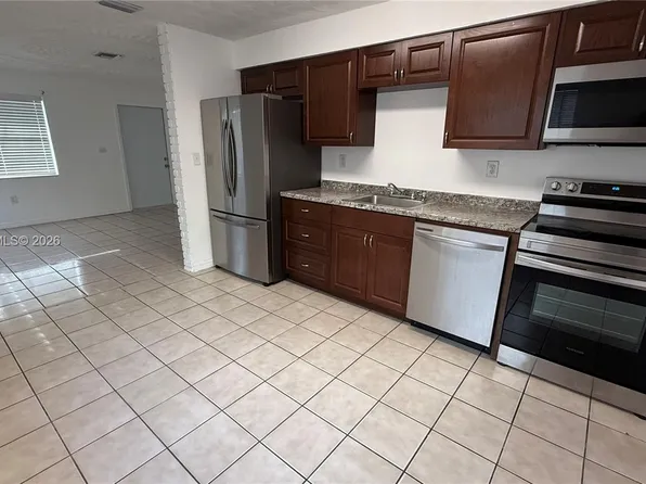 3651 SW 60th Ter #N & S, Hollywood, FL 33023