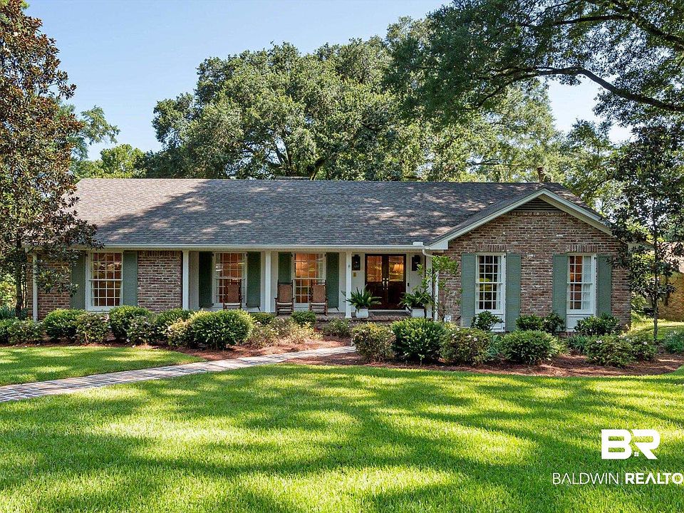 1st image of 3612 Linden Ln