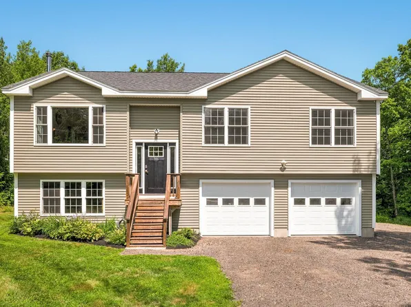 346 Diamond Hill Road, Berwick, ME 03901