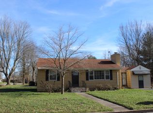 126 Meadowlark Dr, Berea, KY 40403