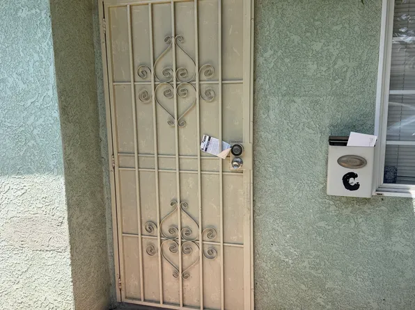 (undisclosed Address), Lynwood, CA 90262