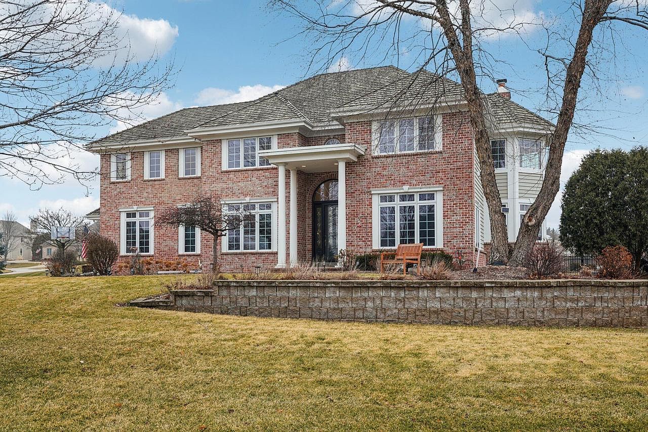 923 North Evergreen CIRCLE