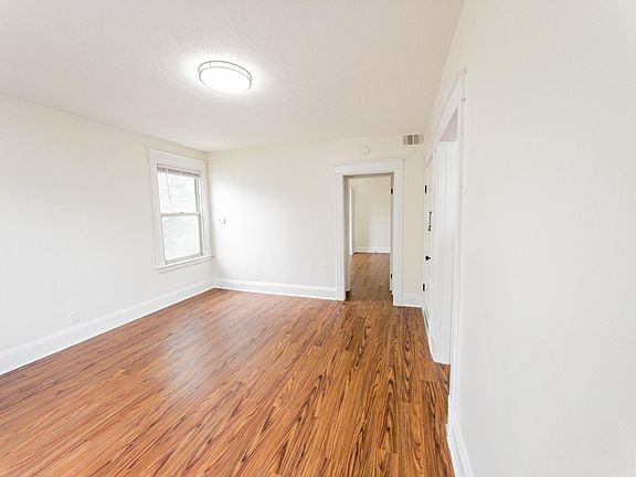 5th image of 1325 Cypress St #2F