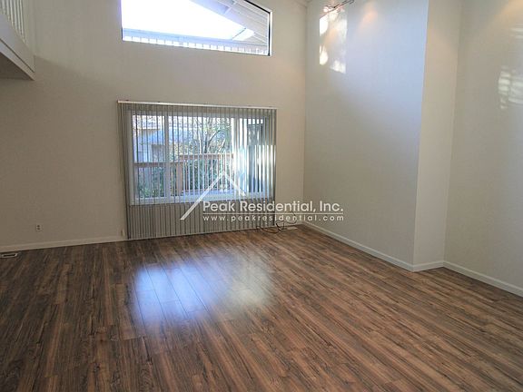 2nd image of 9344 Winding Oak Dr