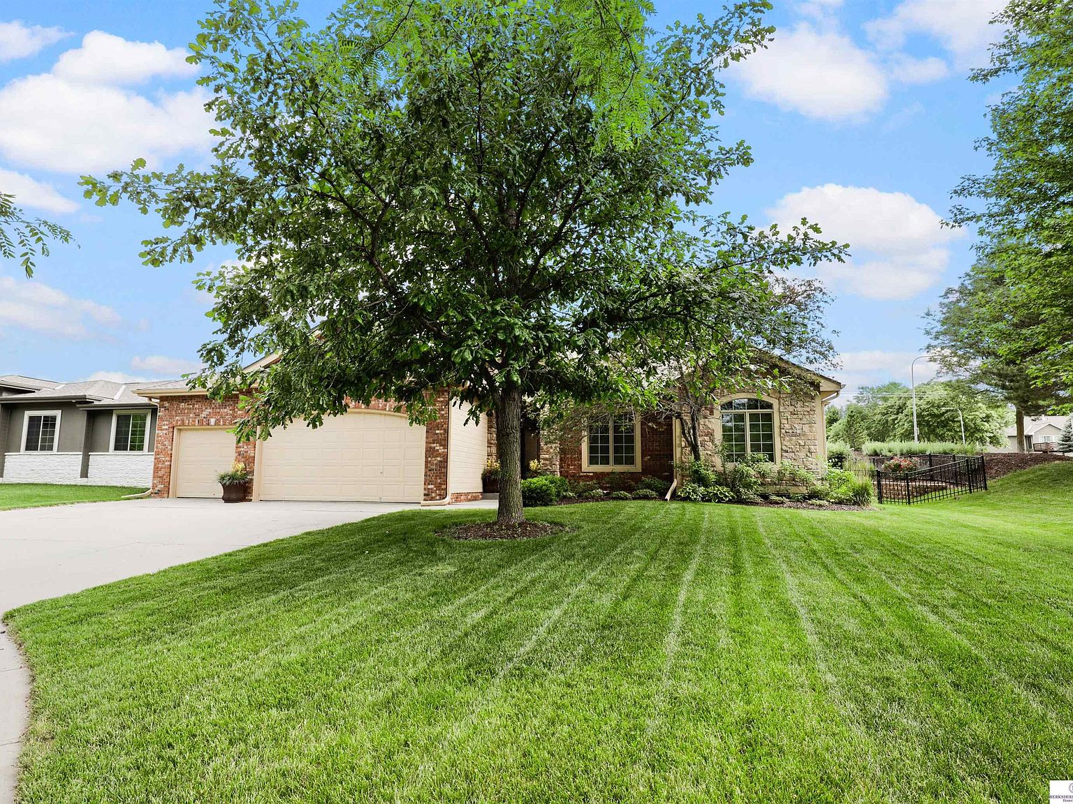 15137 Whitmore Cir, Bennington, NE 68007 | MLS #22214965 | Zillow