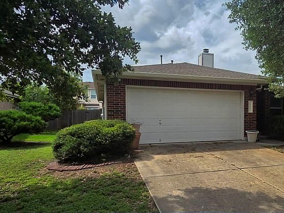 2nd image of 407 McCarthur Dr