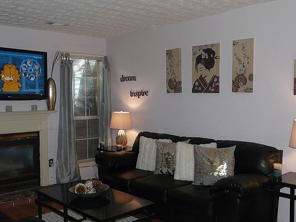 2nd image of 3081 Revere Ct