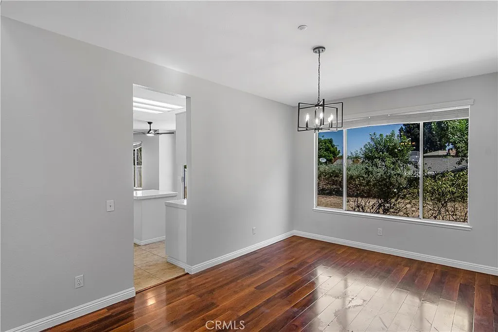 4 bed, 2995 sqft, $3,695 — Photo 3