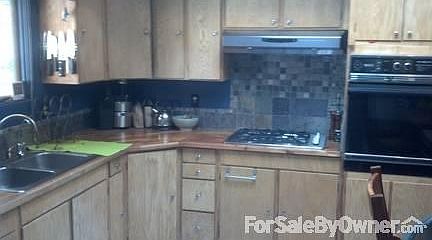 2nd image of 2422 Wylie Ave