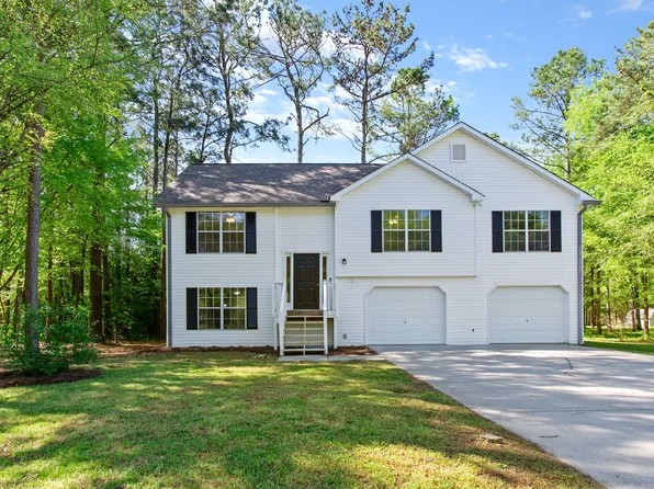 21 Camden Woods Dr, Cartersville, GA 30121