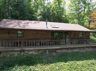 2430 Hawkhaven Dr, Columbia, IL 62236