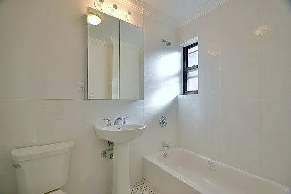 Rented by Bold New York | media 10