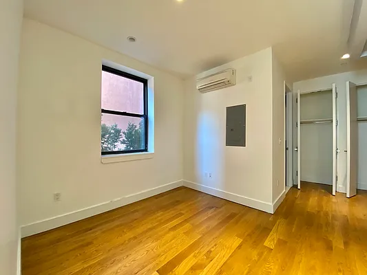 Rented by Simply Brooklyn Realty Inc | media 8