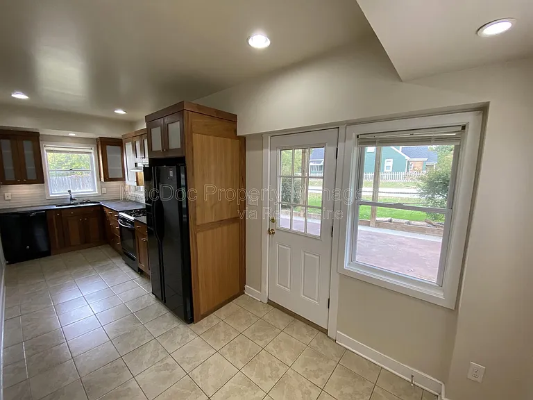 601 Forbes St — Photo 23