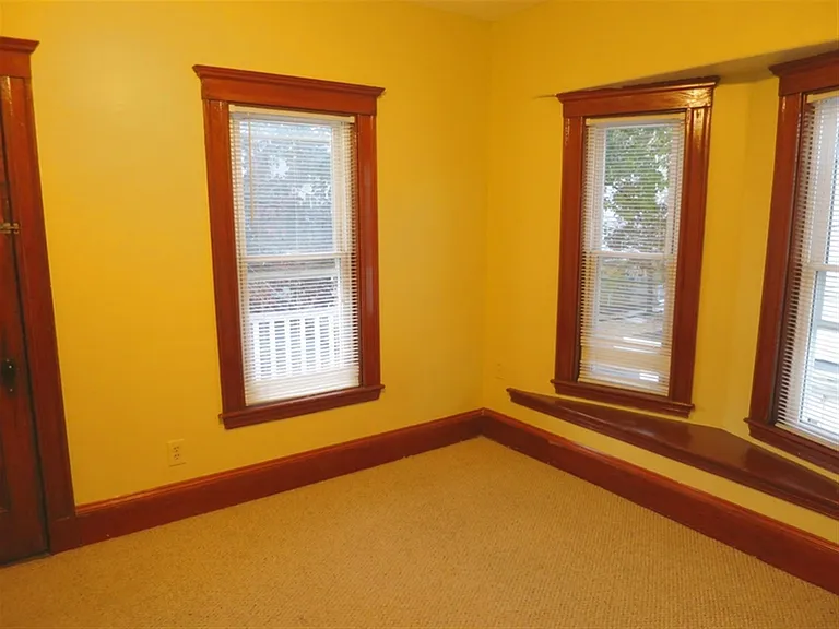 47 Paulina St #2 — Photo 17