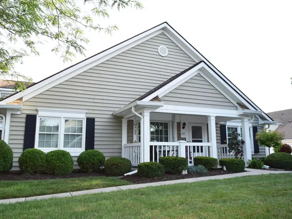 231 Dogwood Ln, Westerville, OH 43082