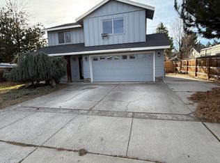 20523 Peak Ave, Bend, OR 97702