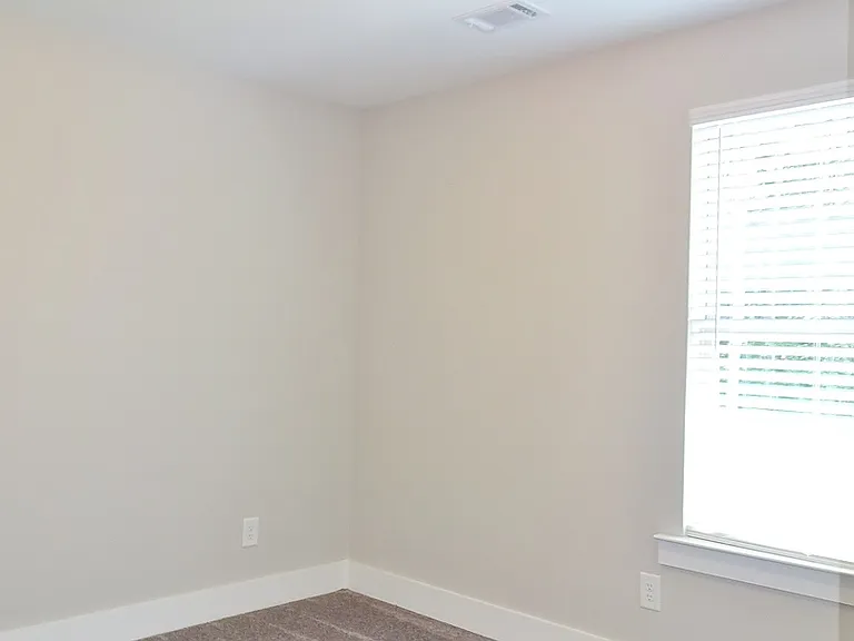 555 Polo Way — Photo 16