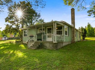 5856 Pine St, Alanson, MI 49706