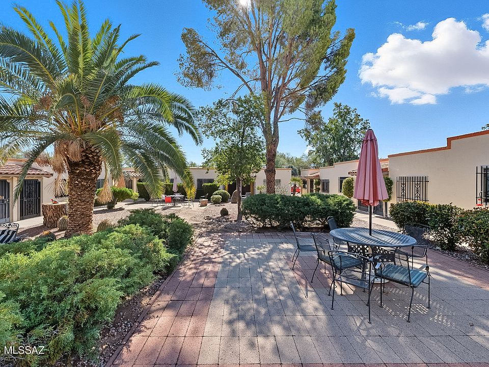 1st image of 102 W Calle Del Tiempo