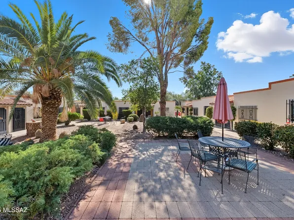 102 W Calle Del Tiempo, Green Valley, AZ 85614