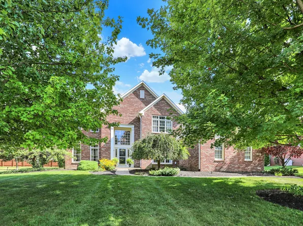 13237 Snow Owl Dr, Carmel, IN 46033