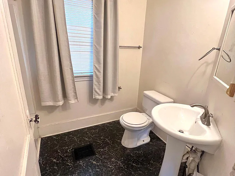 1007 Mahlon St — Photo 6