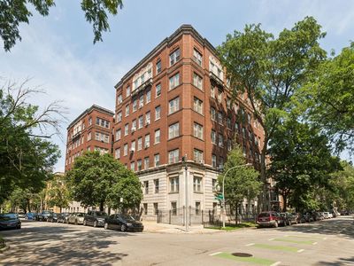 1044 W Balmoral Ave APT 4C, Chicago, IL, 60640