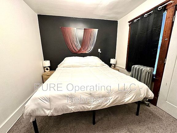 5th image of 120 N 6th St APT 9