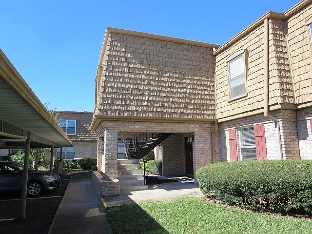 1st image of 200 Saint Andrews Blvd APT 2102