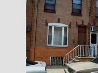 2328 S Bouvier St, Philadelphia, PA 19145
