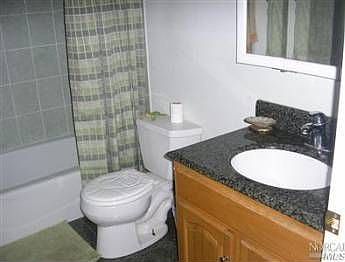 3rd image of 9 Idora Ave
