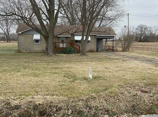 325 N Main St, Bellmont, IL 62811