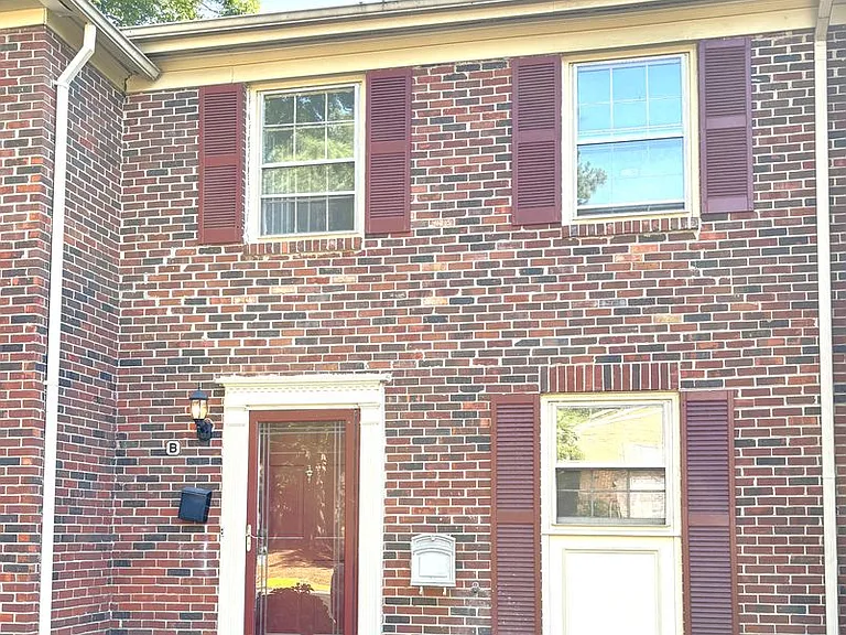 396 Deputy Ln #B — Photo 17