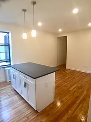 Rented by Roberto Guilbet, LREB