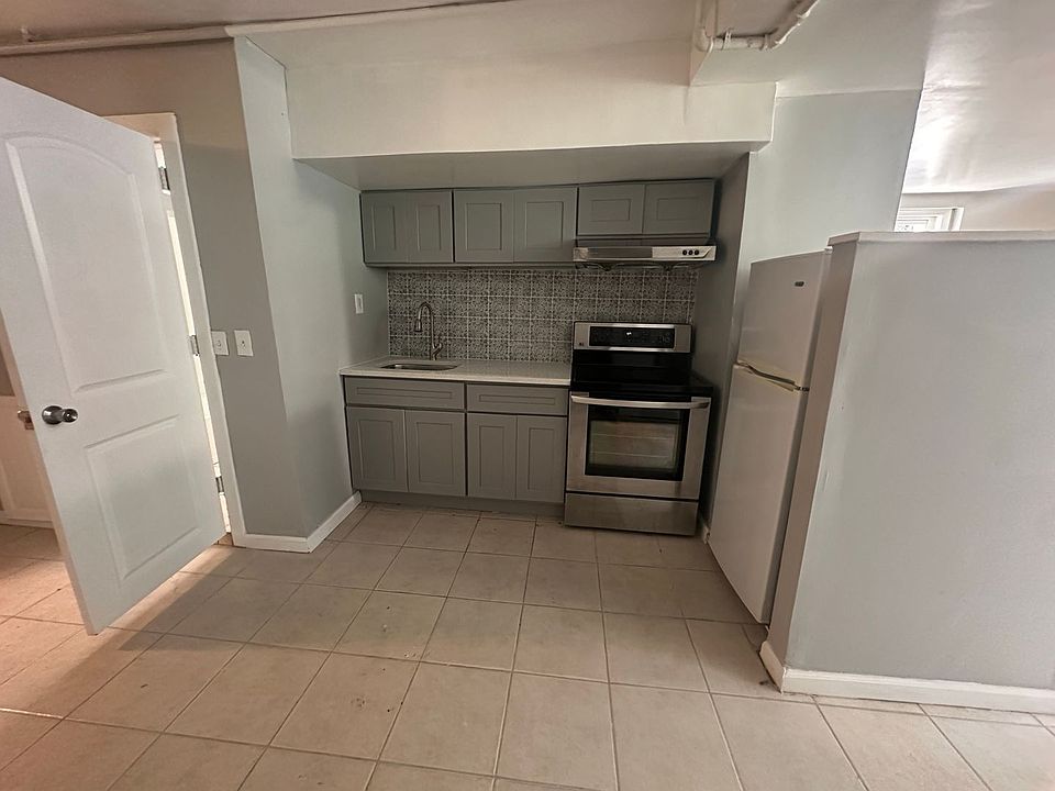 1st image of 1315 W Roosevelt Blvd #Basement