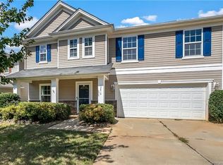 12810 Lake Erie Ln, Charlotte, NC 28273