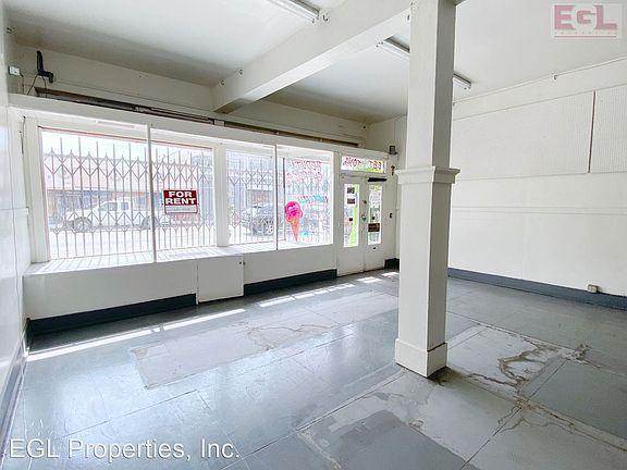 3rd image of 4723 S Western Ave #8377122