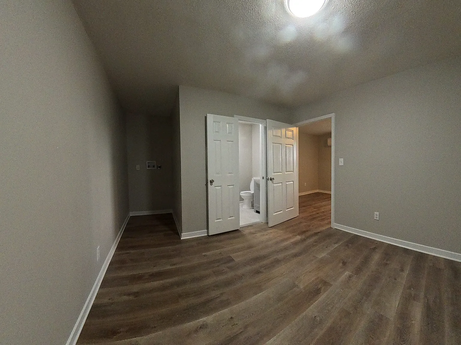 4770 Railroad Ave — Photo 2