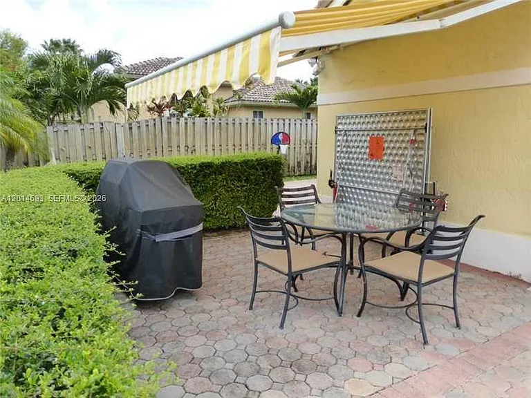 9026 SW 160th Ter — Photo 10