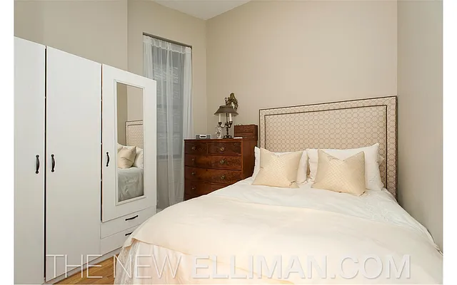 Sold by Douglas Elliman | media 4