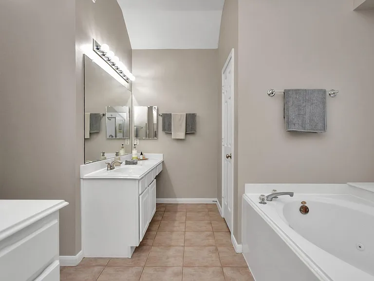 23939 River Place Dr — Photo 26