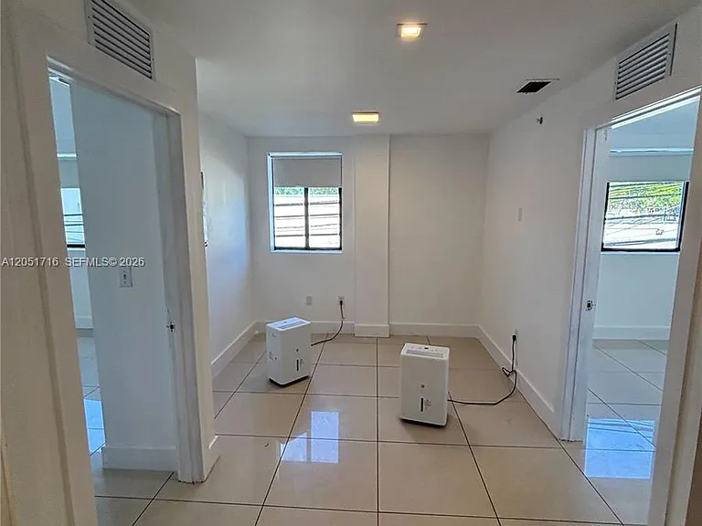 821 SW 18th Ave #206 — Photo 3