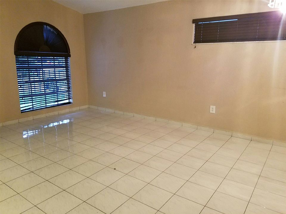2nd image of 3287 W 73rd Ter