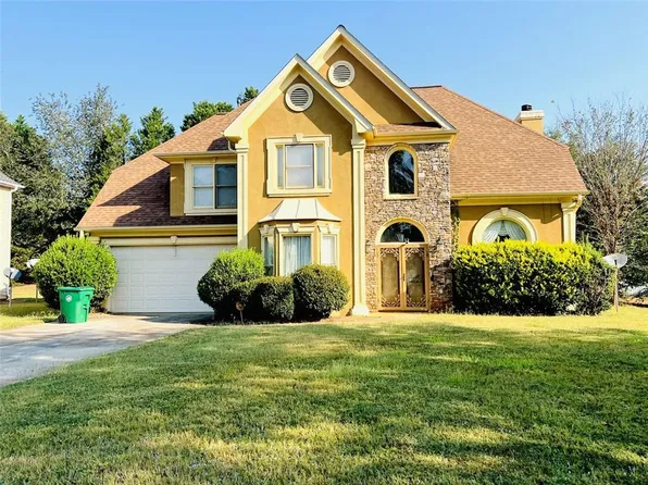 4063 Sweet Water Pkwy, Ellenwood, GA 30294