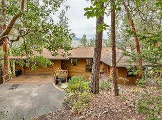395 Ashland Loop Rd, Ashland, OR 97520