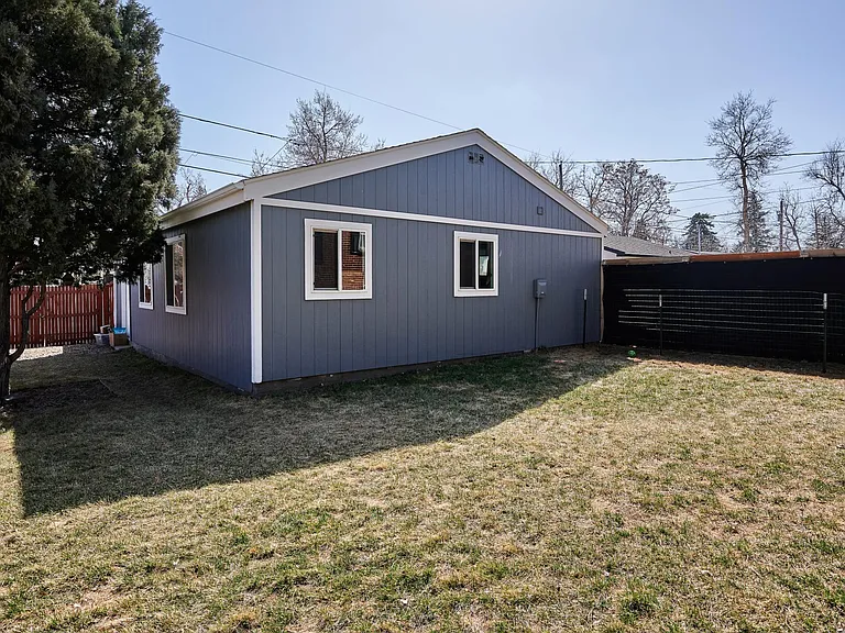 4990 Perry St — Photo 28